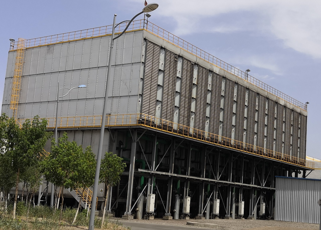 <strong>什么叫冷卻塔——工業(yè)冷卻系統(tǒng)核心設備的全維度解析</strong>